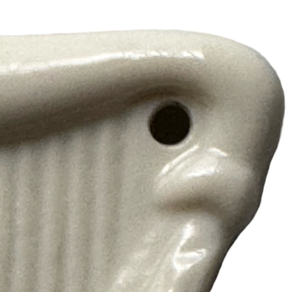 Irish Belleek Celtic Harp, Porcelain Christmas Ornament. 2” x 3”, GUD - Picture 9 of 14